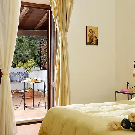 Casale Del Principe Agrirelais & *