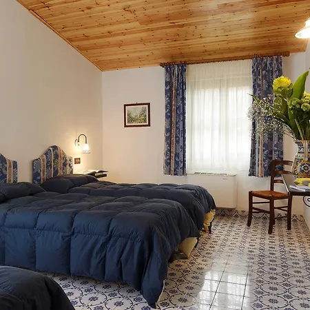 Casale Del Principe Agrirelais & *