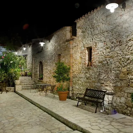 Casale Del Principe Agrirelais & Vakantieboerderij *